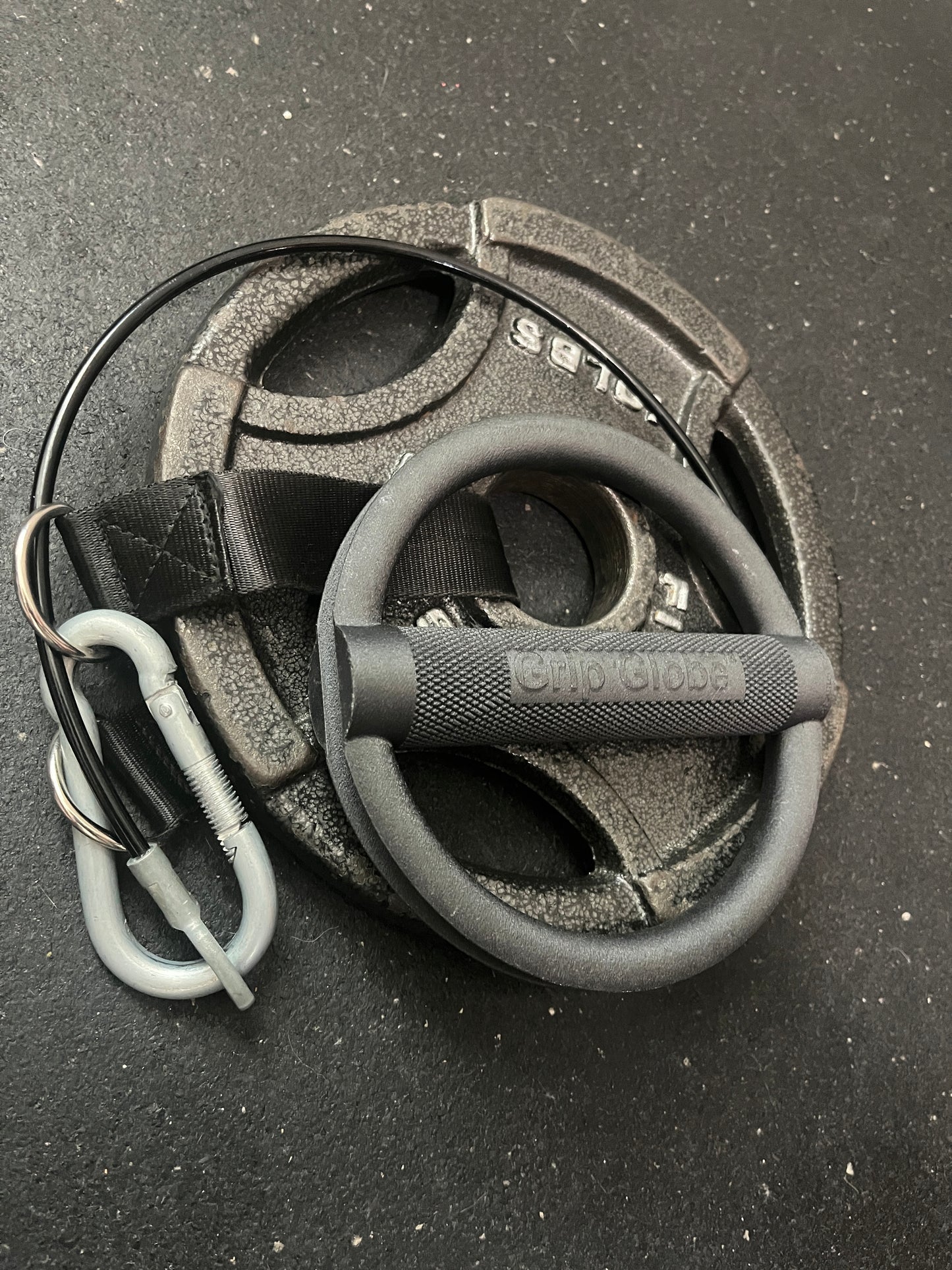 Grip Globe: Carbon Fiber